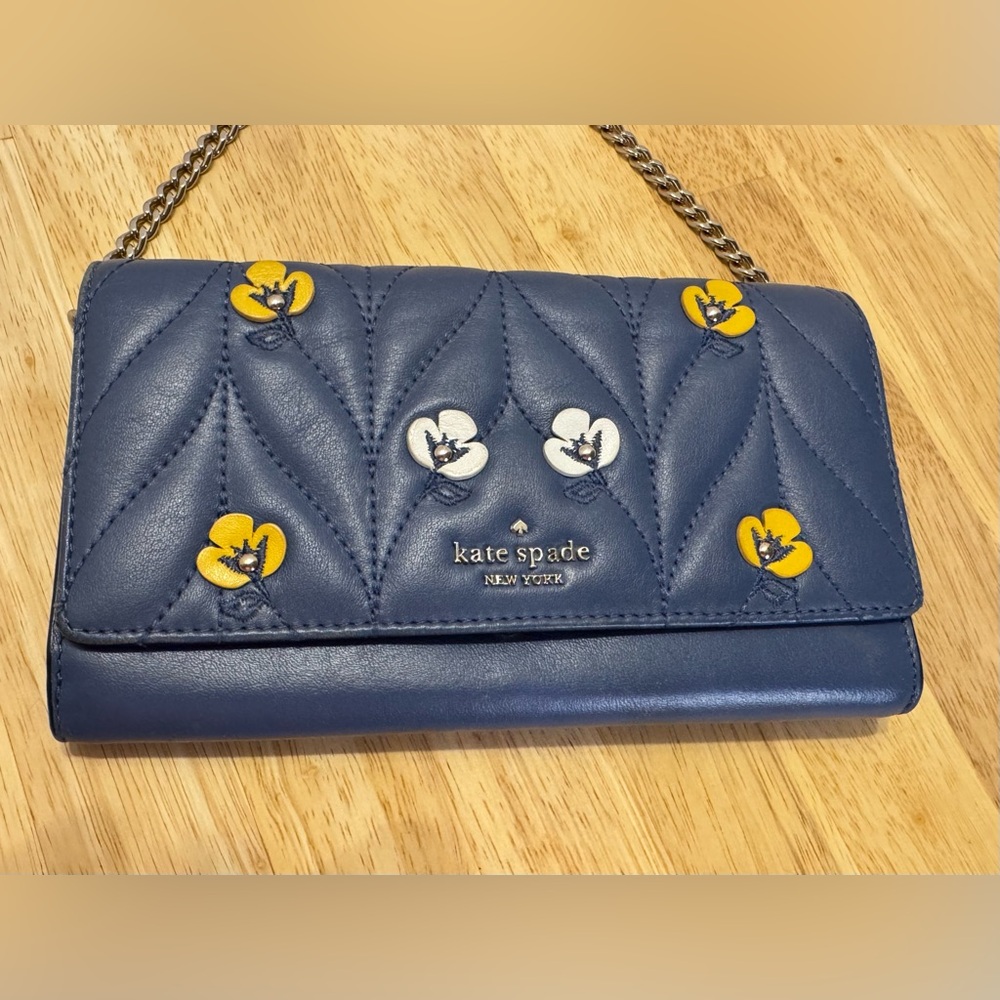 Kate Spade Milou Briar Lane Leather Applique Consellblu Wallet With Chain NWT